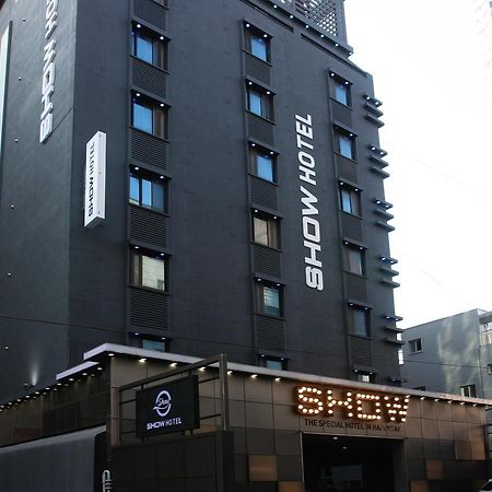 Show Hotel Ciudad Metropolitana de Ciudad Metropolitana de Busan Exterior foto